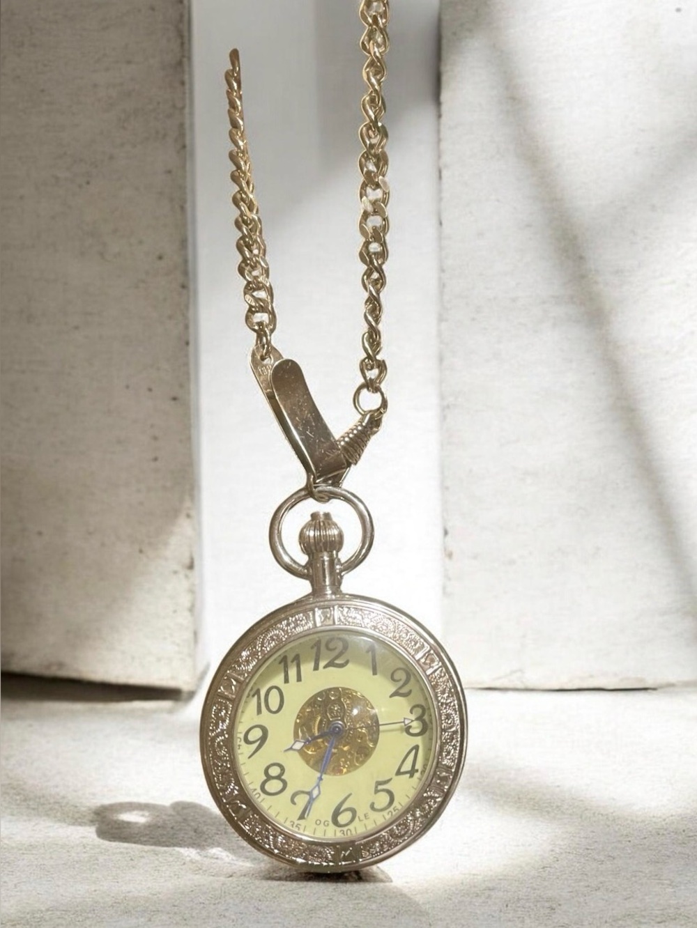 Silver Flow in the Dark Pocket Watch with Chain Wind Up